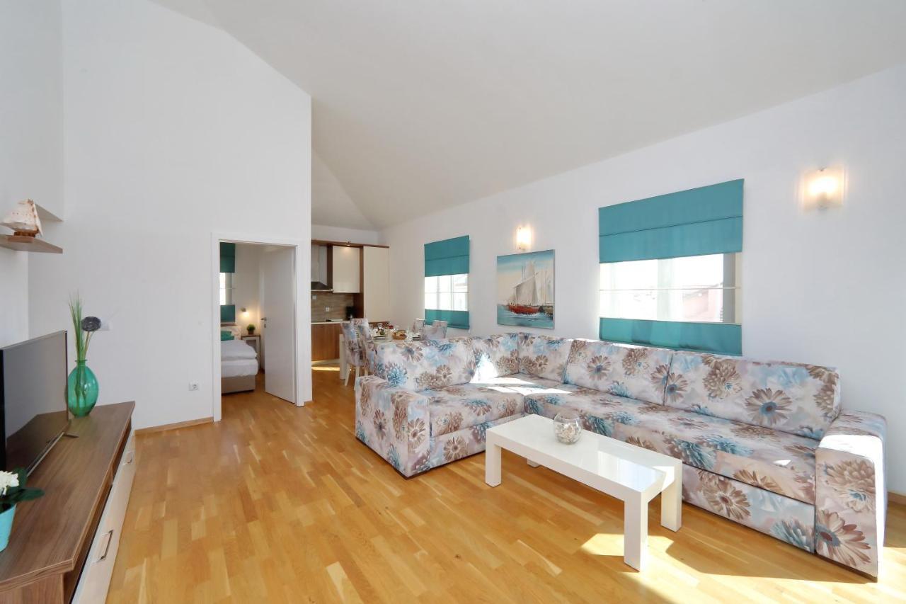 Villa Topesa 1 Zara Esterno foto