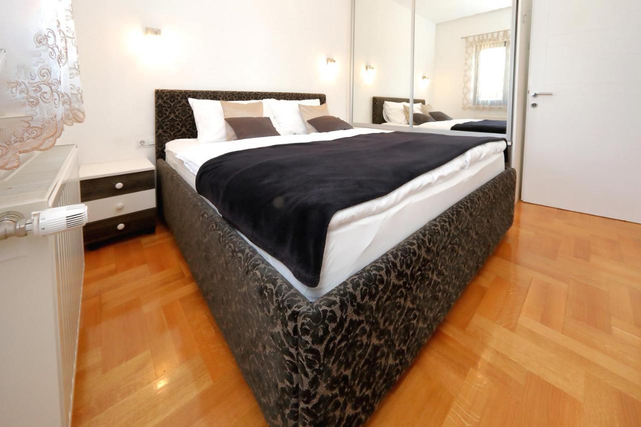 Villa Topesa 1 Zara Esterno foto