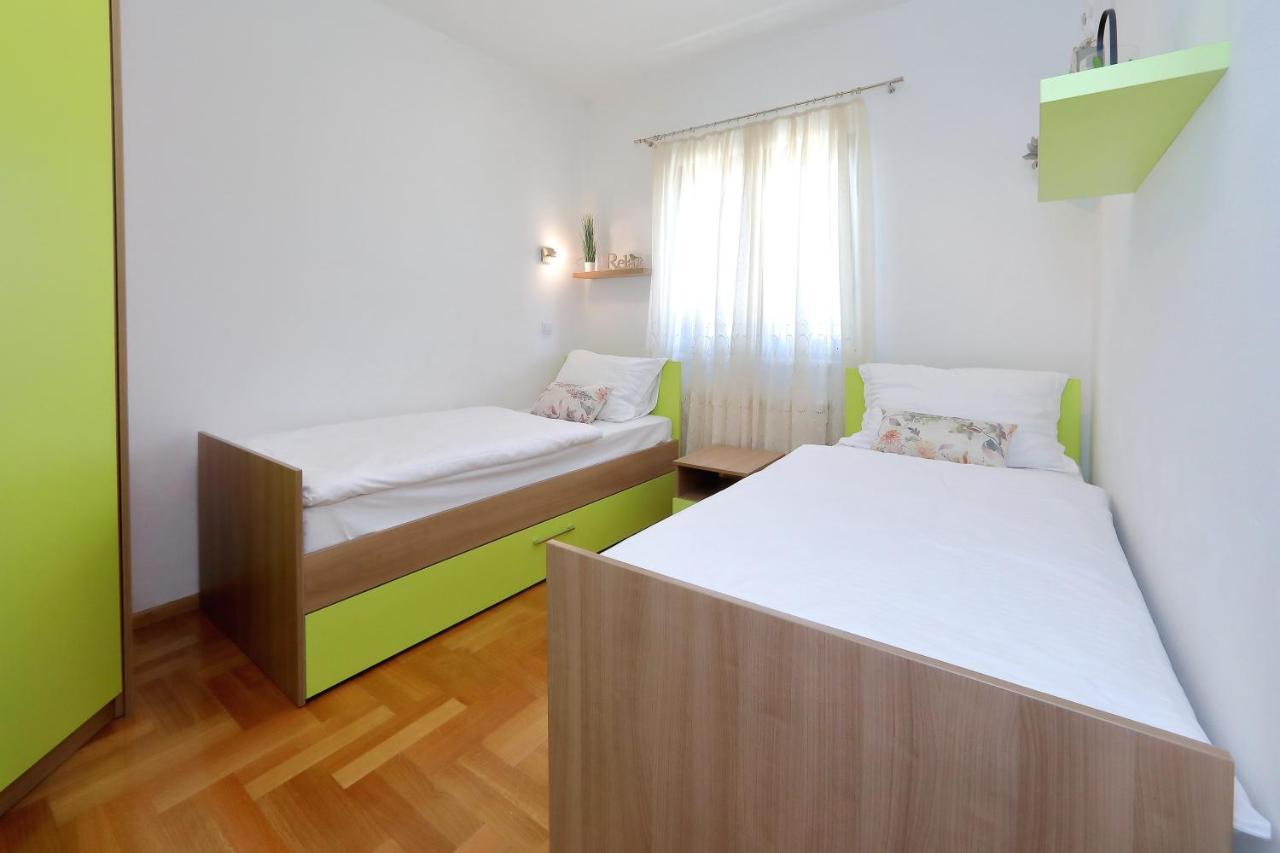 Villa Topesa 1 Zara Esterno foto