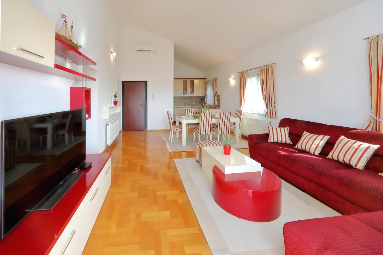 Villa Topesa 1 Zara Esterno foto
