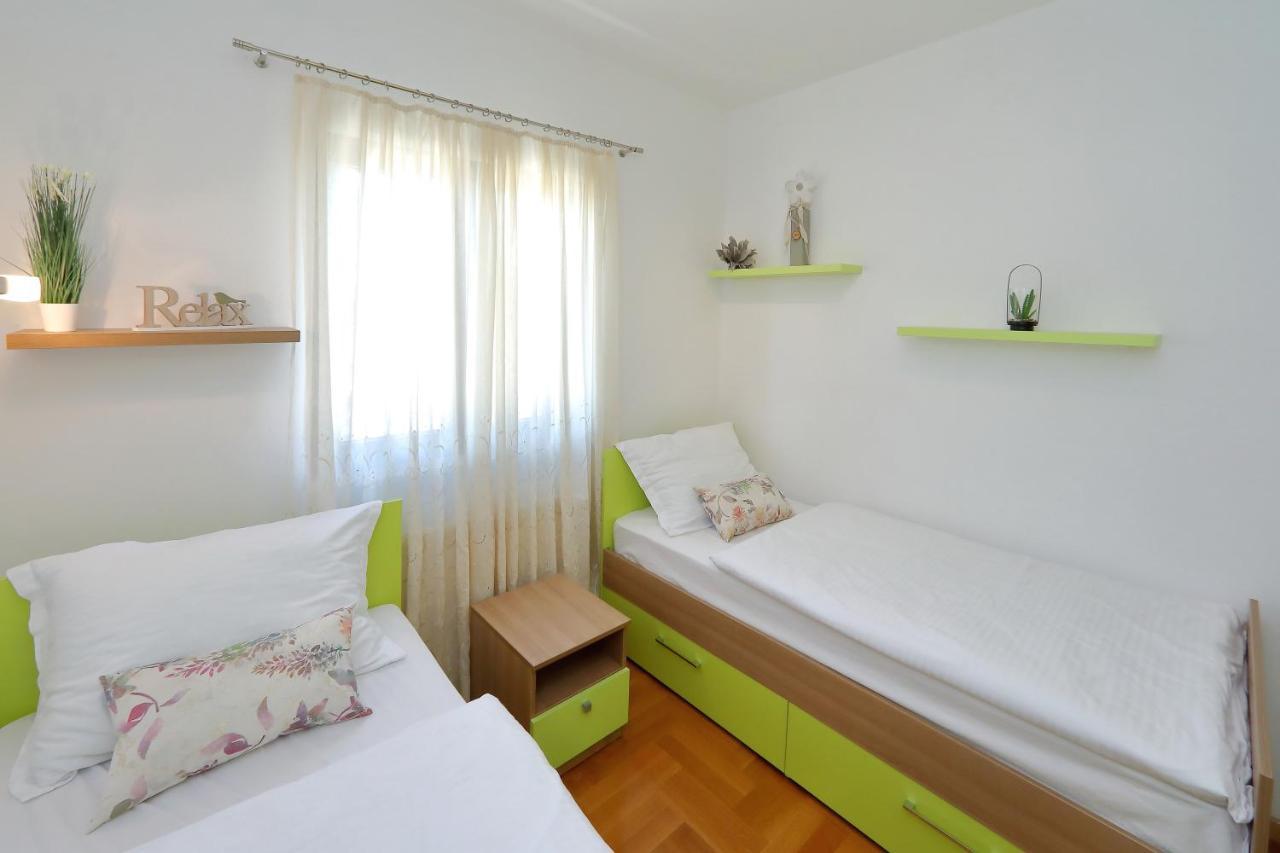 Villa Topesa 1 Zara Esterno foto